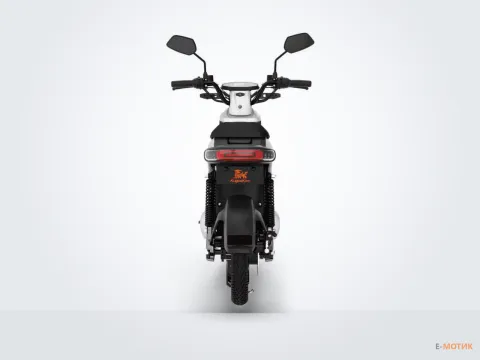 KUGOO Note — вид спереди