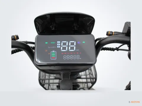 KUGOO V3 Pro Plus 28.6Ah — дисплей